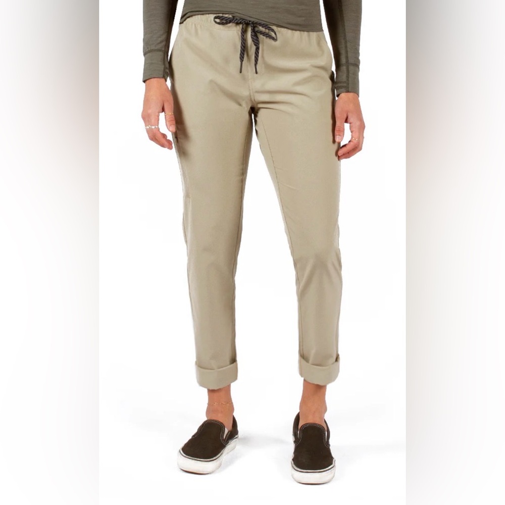 ANETIK Outbound lightweight sunnprotection hybrid pants medium $95